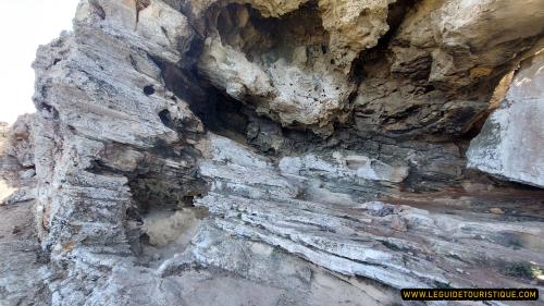 Grotte à Ras El Hamra