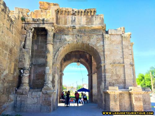 Arc de Caracalla