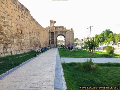 Arc de Caracalla